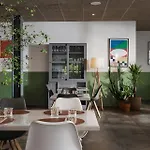أميرال 4* لوغانو