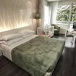 أميرال 4* لوغانو